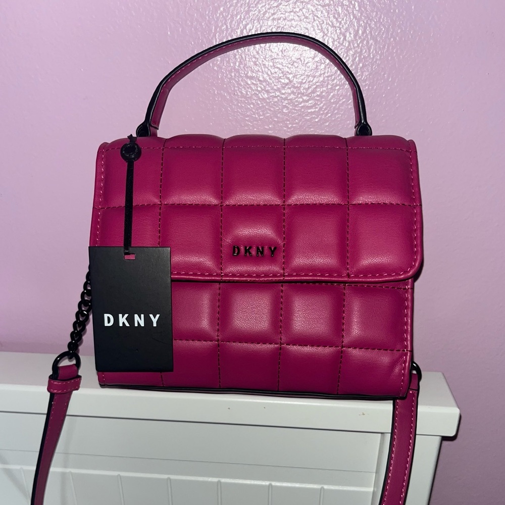 DKNY Brand New Pink Quilted Queenie Top Handle Crossbody Chain Bag